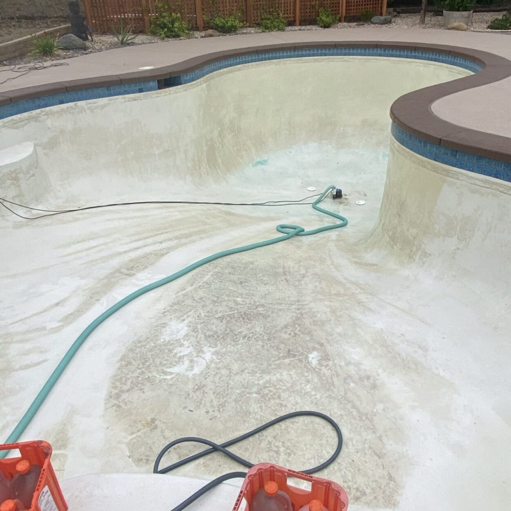 sunny-pool-services_repairs-cleaning_8